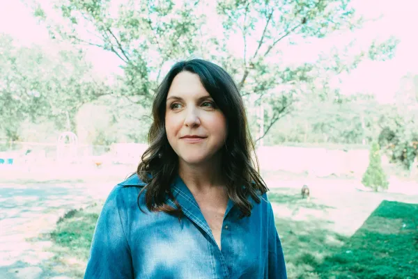 Crate Dig: Caroline Spence